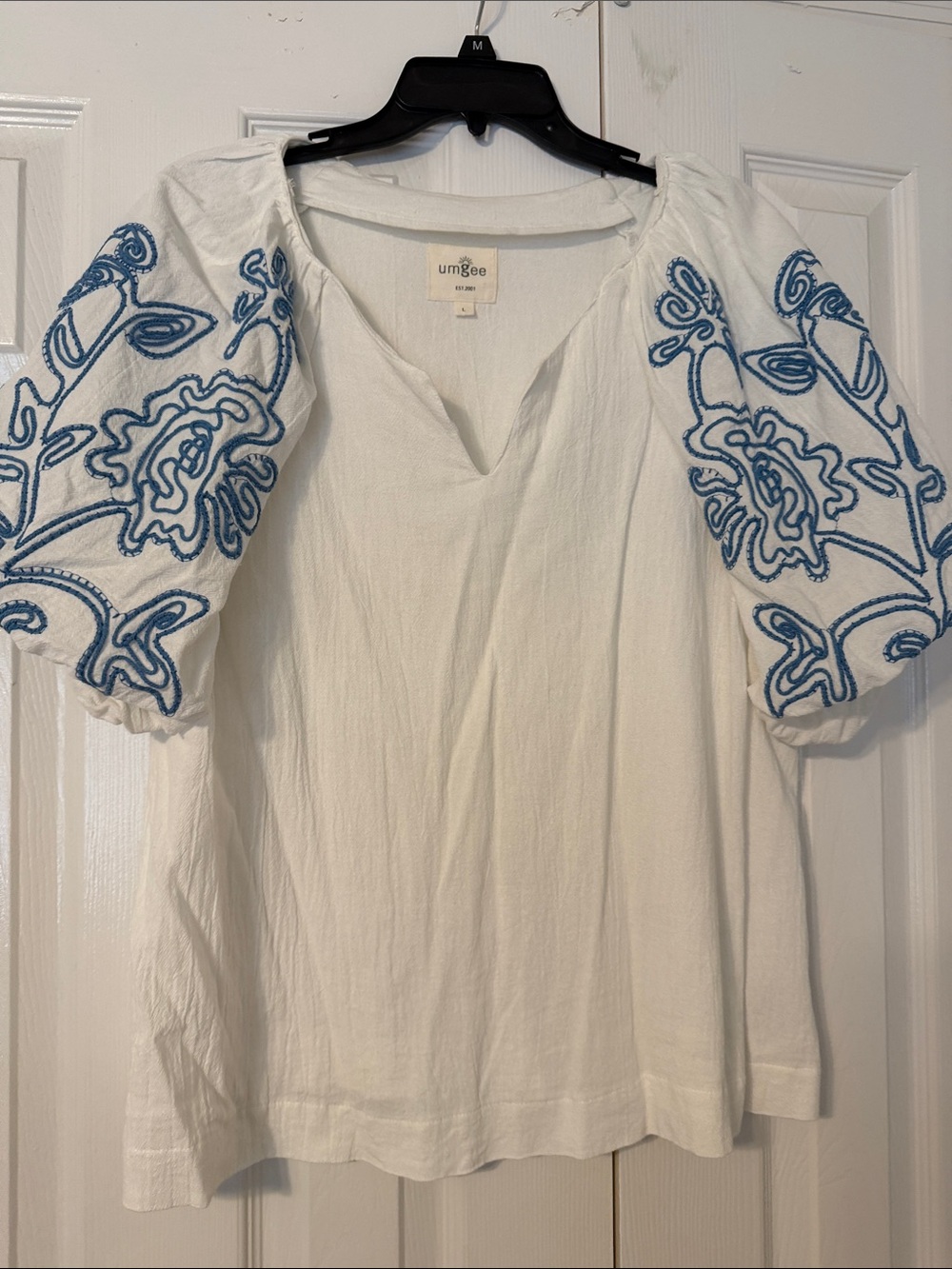 Umgee White Peasant Tunic with Blue Floral Embroidery